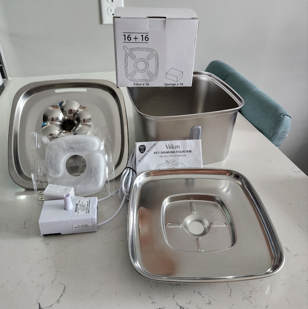 Veken Pet Stainless Steel Water Fountain + Pack of 16 Filters